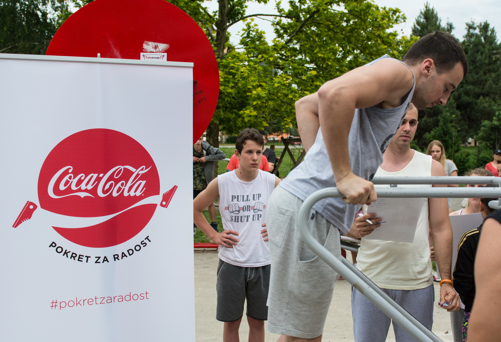Ambasadori Coca Cola pokreta za radost drze besplatne treninge za sve gr...