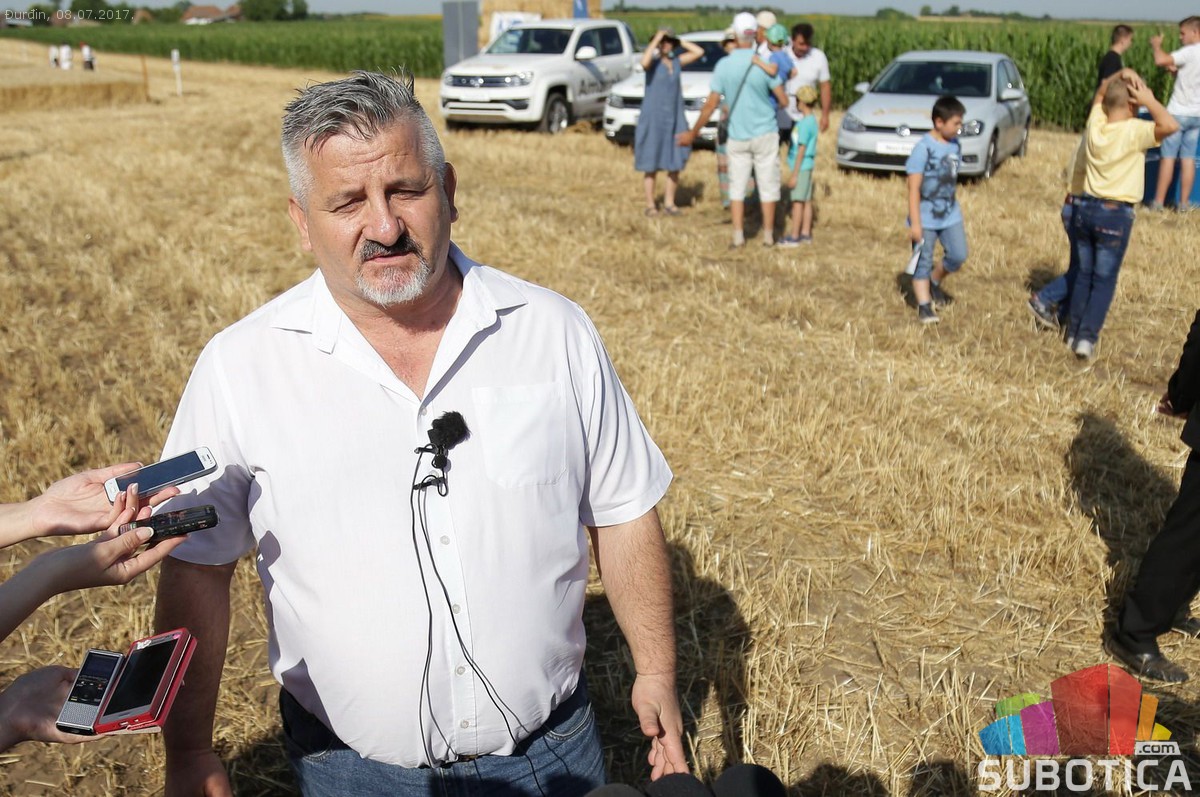 U Đurđinu održana "Dužijanca" i takmičenje risara 3 SUBOTICAcom 08Jul2017 Subotica 1185909