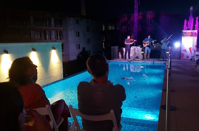 U Luštica Bay nastupio Crystal strings! 1 Sa koncerta1