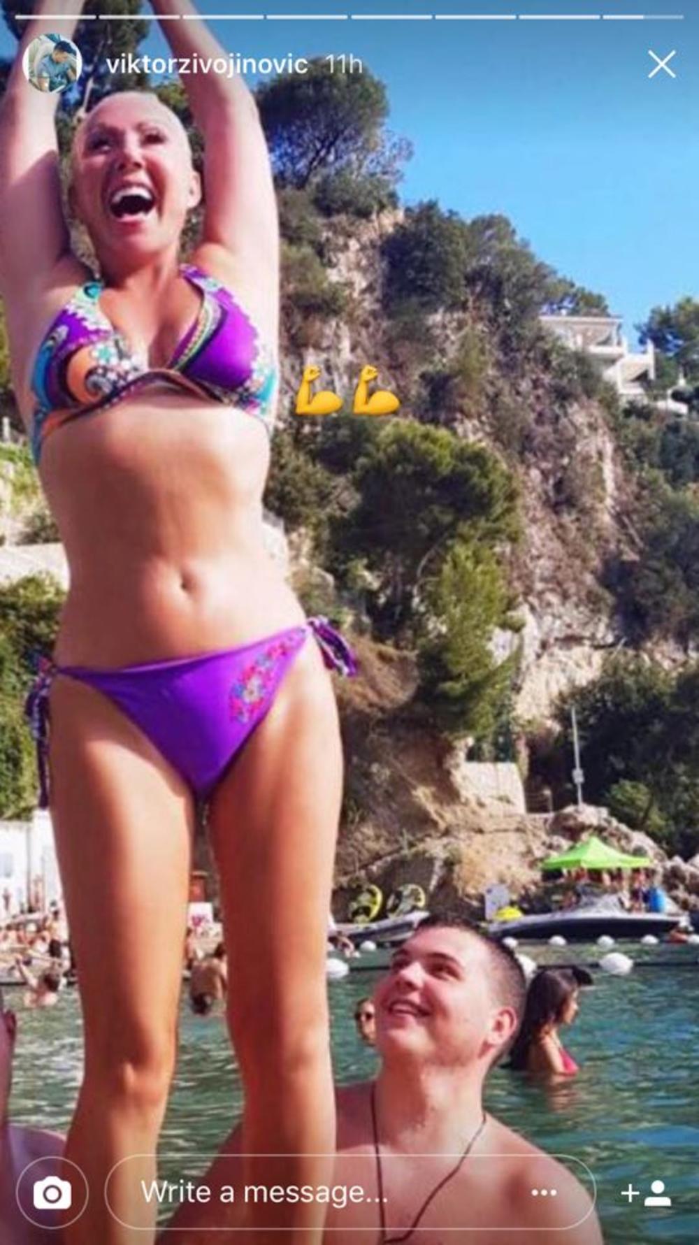IMA ČIME DA SE POHVALI: Lepa Brena bez trunke šminke u bikiniju! 1 brena