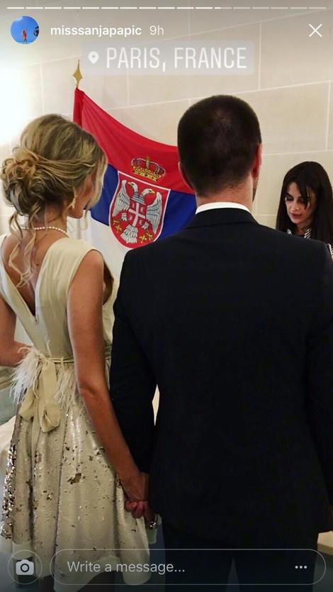 DALEKO OD OČIJU JAVNOSTI: Udala se Sanja Papić! (FOTO) 3 sanjapapic3