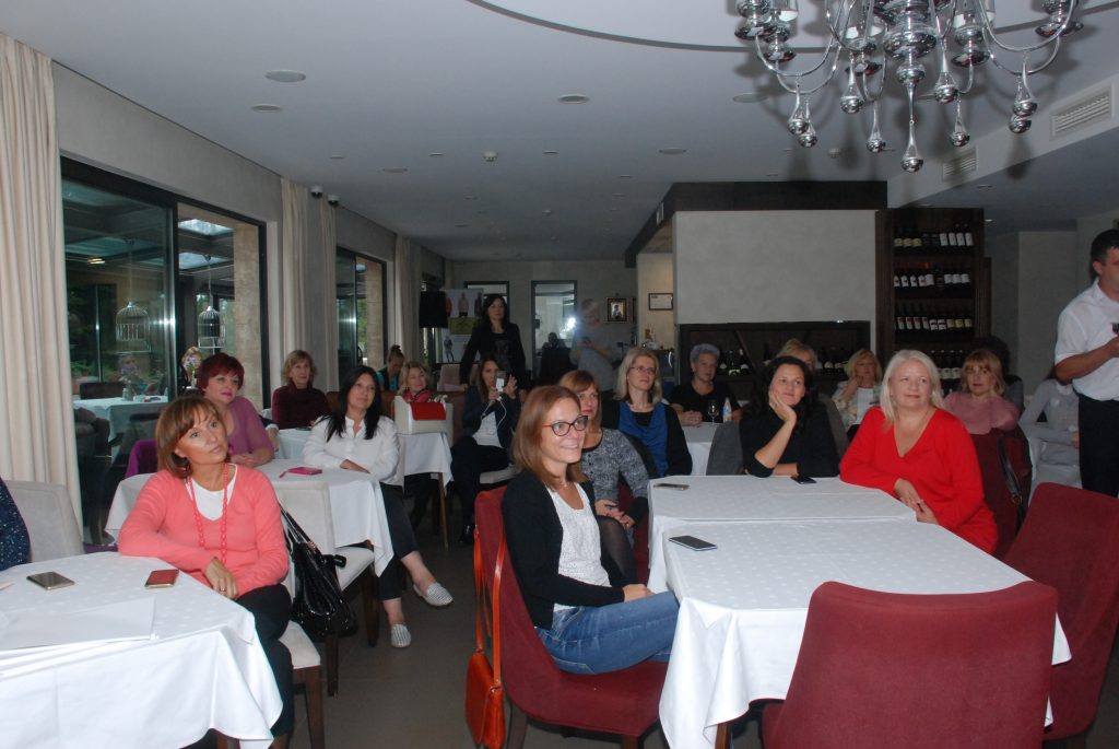 Najuspešnije preduzetnice Srbije otkrile tajne radio industrije 3 02 Seminar Radio uzvraca udarac photo Nicole