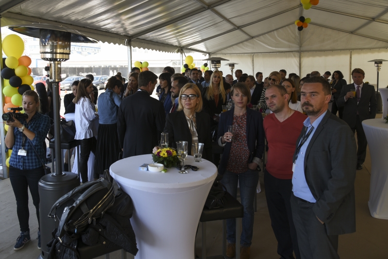 Otvoren Capitol park Rakovica: Najveći ritejl park u Beogradu primio prve posetioce 5 1 6
