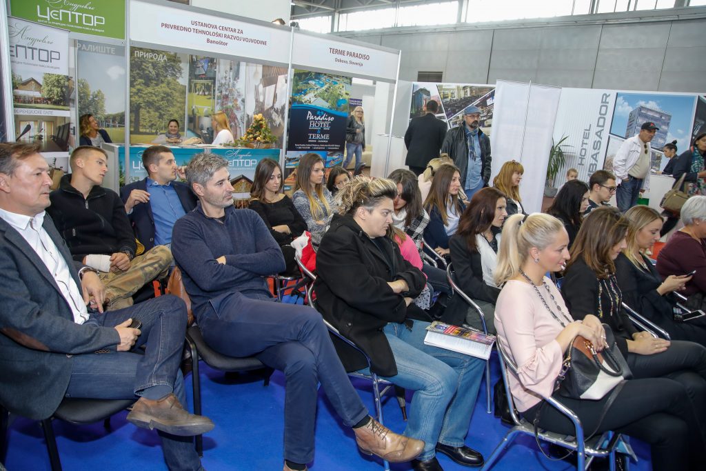 Inicijativa sa promocije magazina "Hello! Travel": Otvoriti Muzej fotografije u Novom Sadu! 3 ADR3441