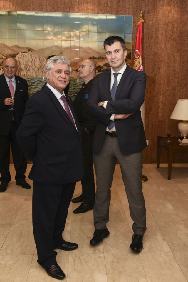Alžir prijateljstvo 15 godina društva 9