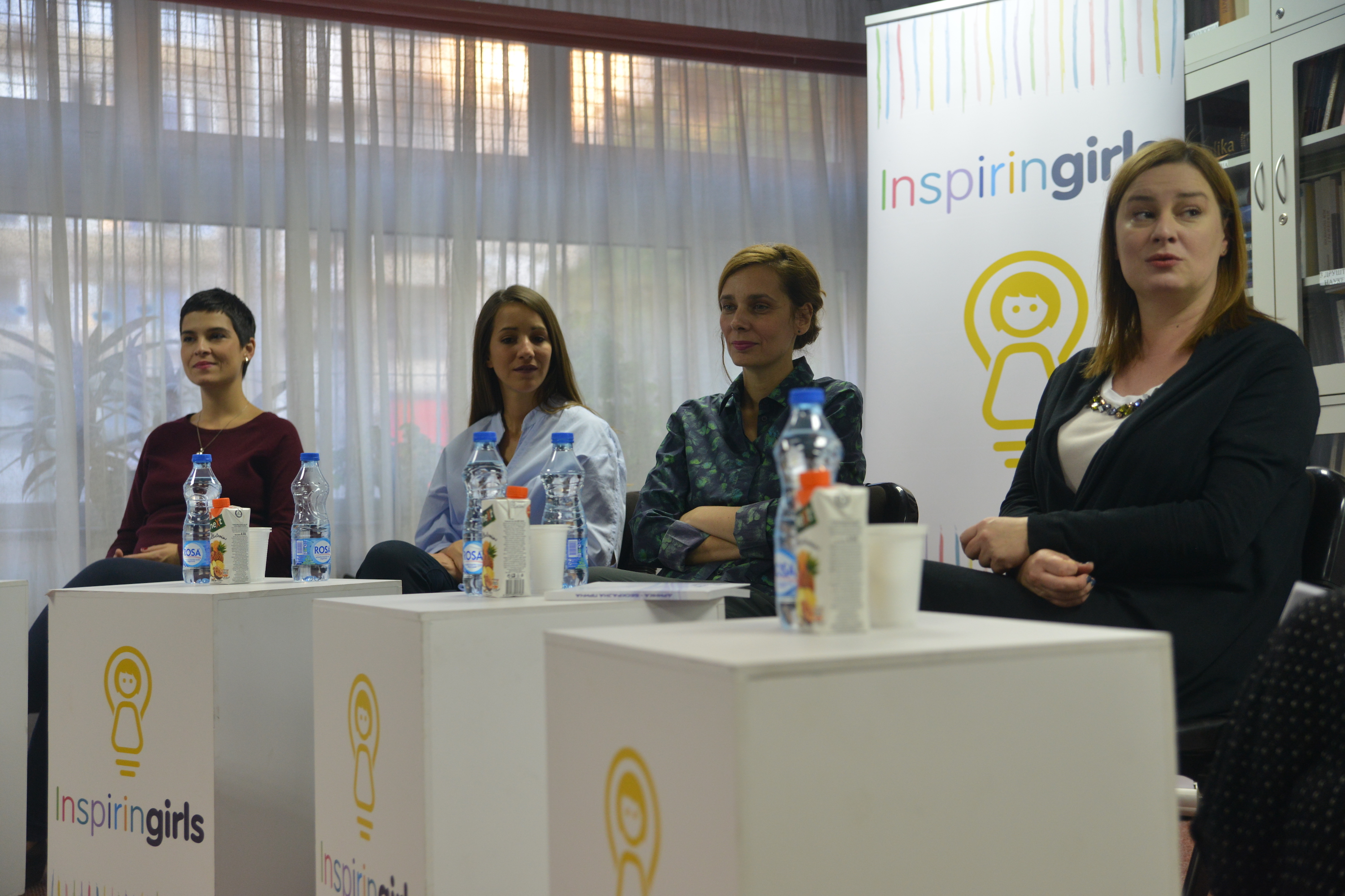 Događajem "Devojčice imaju reč" obeležen međunarodni dan devojčica 1 Inspiring Girls Srbija Medjunarodni dan devojcica Ivana Zaric Anja Susa Jovana Paljic i Jelena vasilev photo Vladimir Opsenica