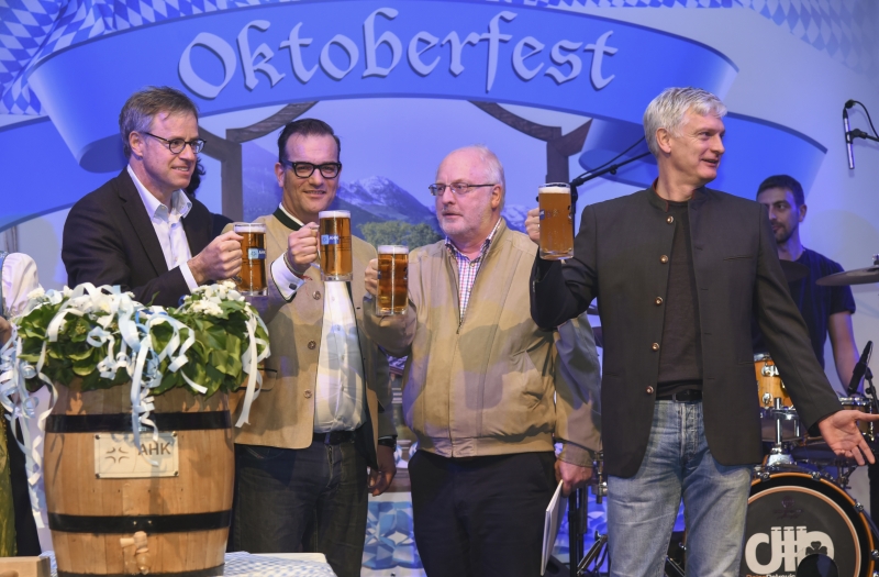 Oktobar fest Messer 20