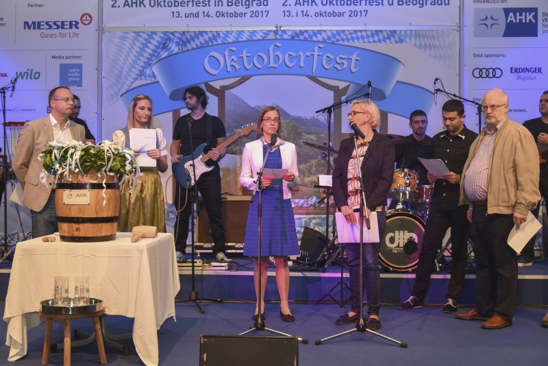 Oktobar fest dan 2 4