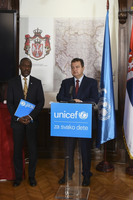 Otvorena izložba fotografija povodom 70 godina Unicefa u Srbiji 2 Unicef izložba 70 godina 19