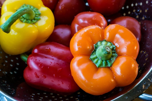 IZRAZITO PRLJAVE NAMIRNICE: Hrana koju pre jela obavezno morate da operete 1 paprika 581247 640