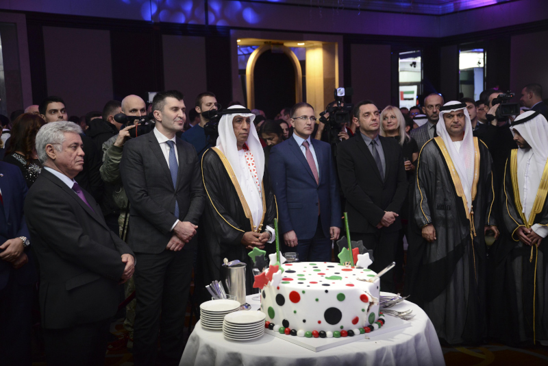 UAE 32 1