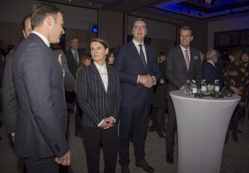 DRAGULJ SRPSKE PRESTONICE: U Beogradu svečano otvoren hotel "Hilton" 1 Hilton 9