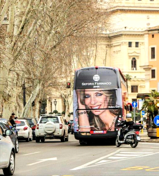 RIM U ZNAKU SLAĐANE TESLE: Srpski supermodel osvojio italijansku scenu 3 sladjana tesla 2