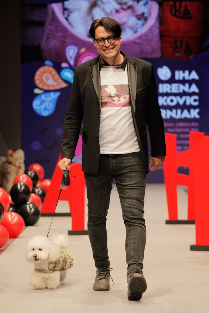 KidsTeen Fashion Selection Nebojτa Grnƒarski na reviji IHA