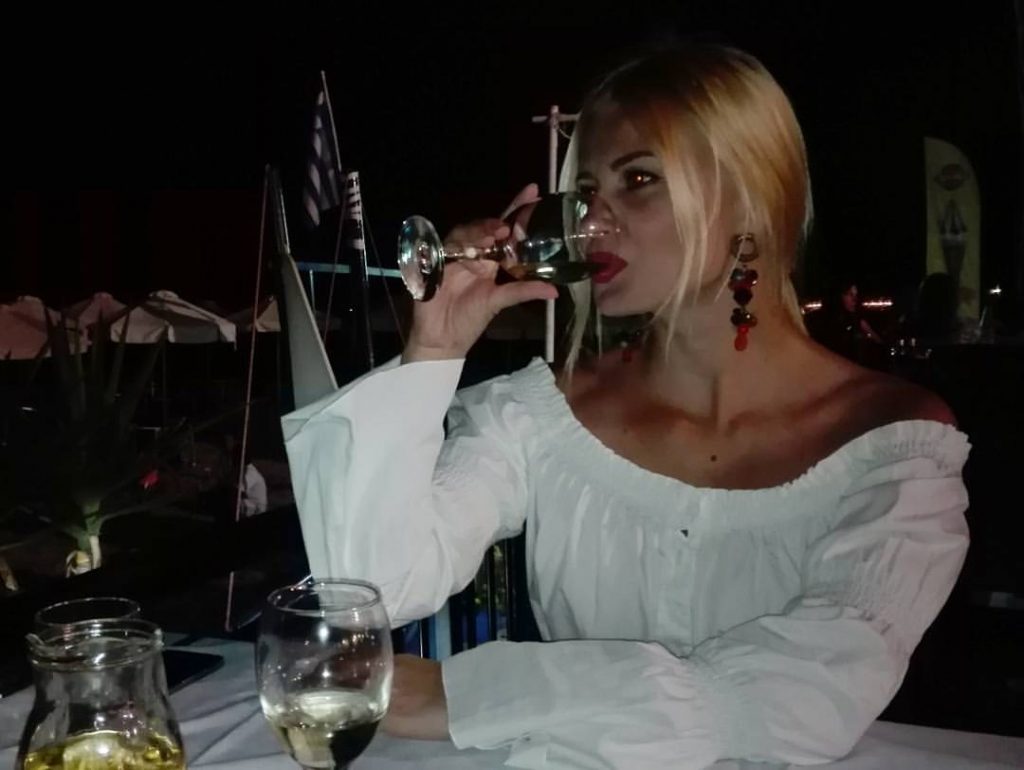 MOJE PUTOVANJE IZ SNOVA: Katarina Obradović - Tasos 2 Katarina Obradović 1