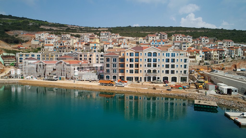 Otvaranje prve faze Luštice Bay 11. avgusta 1 Čedi hotel