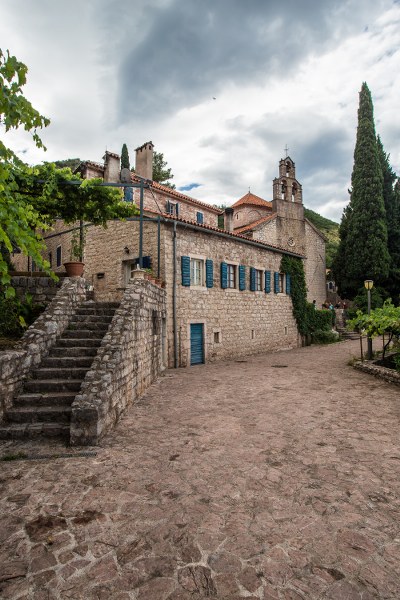 Budvanska rivijera – uživanje nadohvat ruke 11 13 Manastir Praskvica