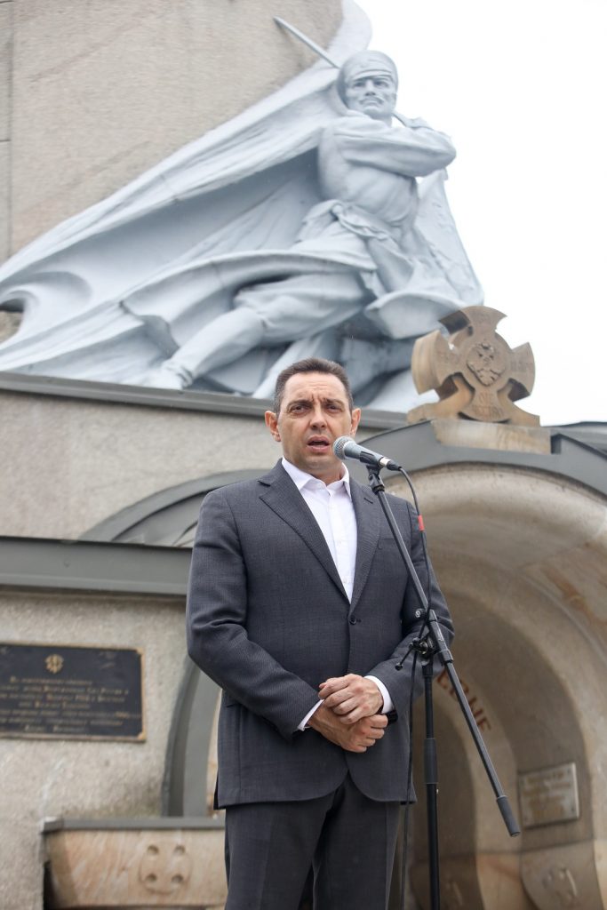 Aleksandar Vulin ministar odbrane