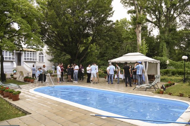 Utakmica Argentina-Island praćena u prostorijama ambasade 1 Argentina 1