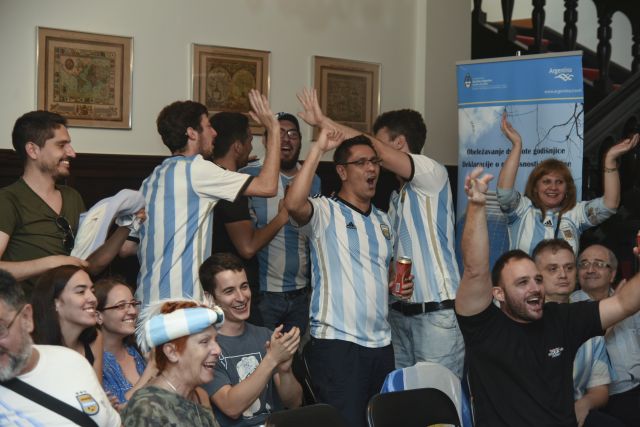 Argentina 33