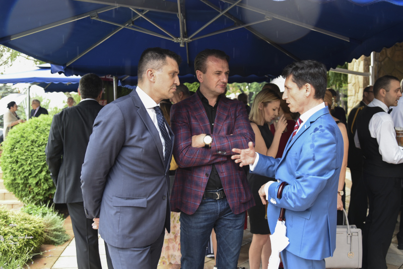 Englezi rođ. kraljice Elizabete 31