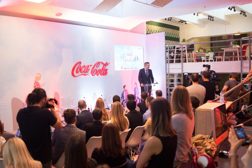 Coca-Cola sistem u Srbiji predstavio platformu „Coca-Cola mladima” 1 Marko Cadez predsednik Privredne komore Srbije