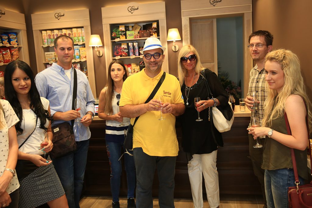 Soko Štark otvorio prvu najslađu radnju u Novom Sadu 3 Soko Stark Novi Sad 001