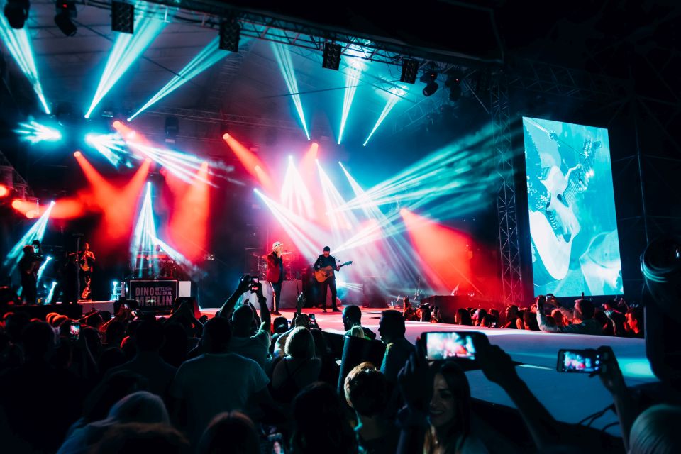 KONCERT DINA MERLINA: Čarobnjak očarao Kragujevčane 2 DSC 8168