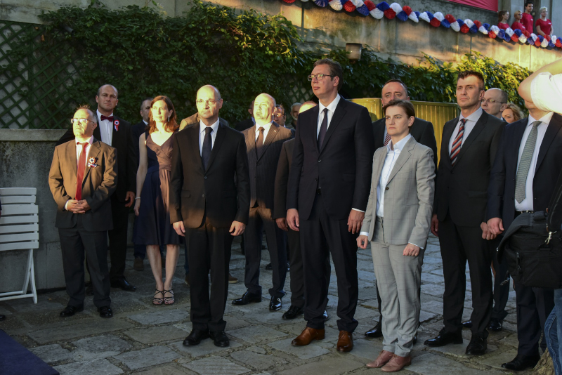 France 32