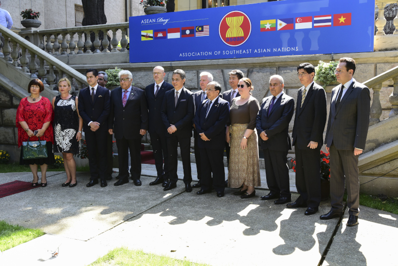 ASEAN 21