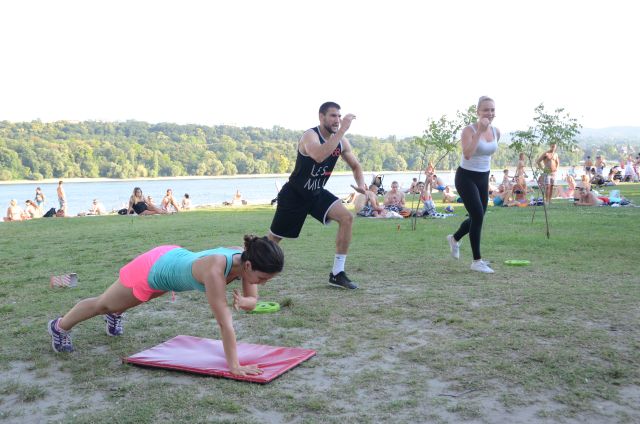 Petak u znaku BodyPump treninga i disko hitove na Štrand Summer Festu 3 DSC 1693