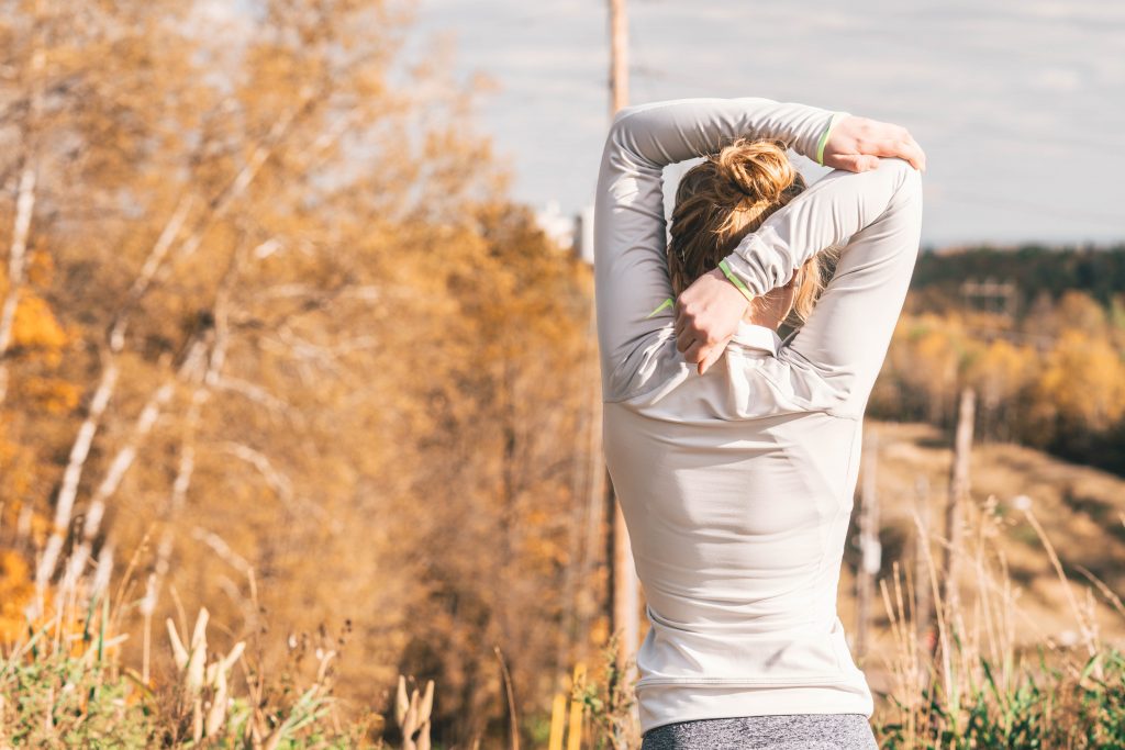 NAJJEDNOSTAVNIJA I NAJDELOTVORNIJA REKREACIJA: Brzo hodanje najbolje je za liniju 2 VEZBANJE unsplash 2
