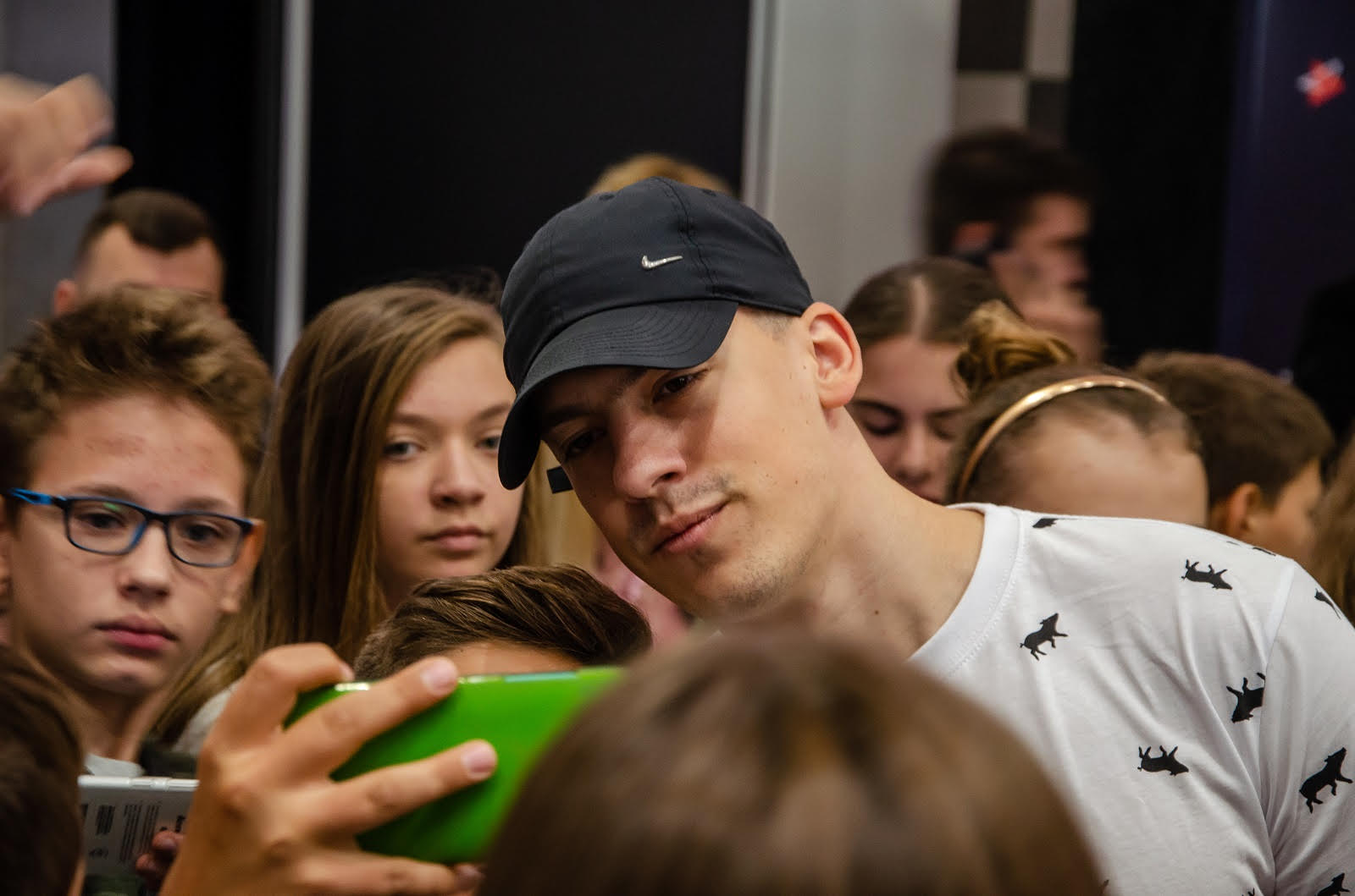Najveće jutjub zvezde regiona izazvale apsolutnu histeriju u Beogradu 3 foto 2