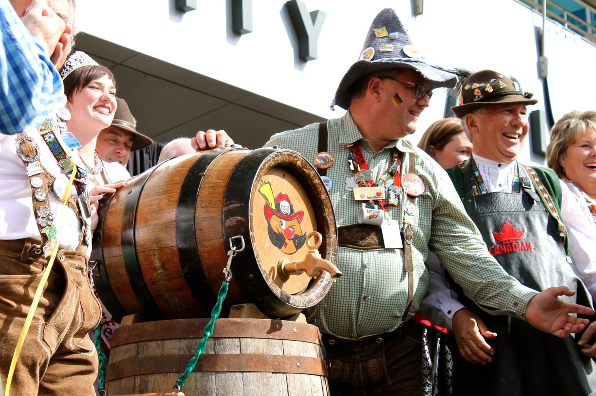 "Novosadski Oktoberfest" među prvih 10 u svetu! 8 of CANADA1