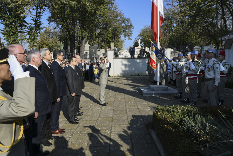 Na Francuskom vojnom groblju u Beogradu polaganjem venaca obeležena stogodišnjica od završetka Prvog svetskog rata 4 Francusko vojno groblje 5