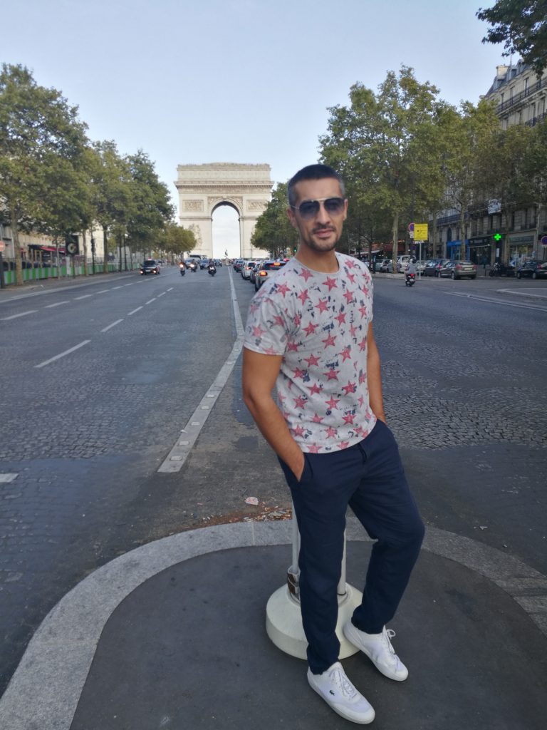 MOJE PUTOVANJE IZ SNOVA: Ivan Golušin – Pariz 1 Ivan Golušin 4
