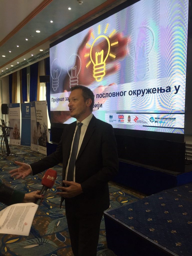 4. Međunarodni forum o saradnji: U toku analiza preporuka za pojednostavljivanje 680 administrativnih postupaka 3 Mihajlo Vesović savetnik predsednika Privredne komore Srbije