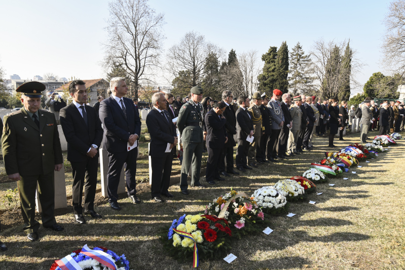 Polaganje venaca 34