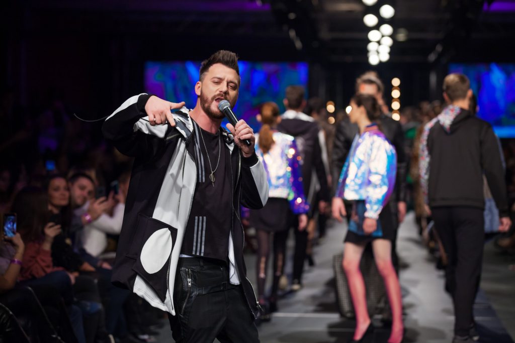 Spektakularno zatvaranje Serbia Fashion Weeka 7 rsz vojke djans na reviji bate spasojevica