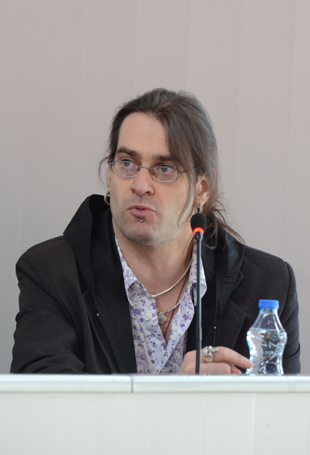 Tribina "Niste sami" održana u Nišu 8 DSC 3317