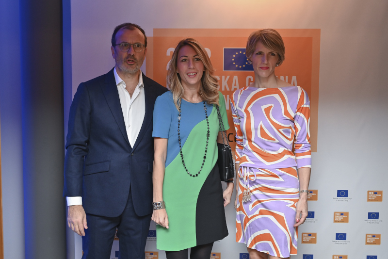 EU 22