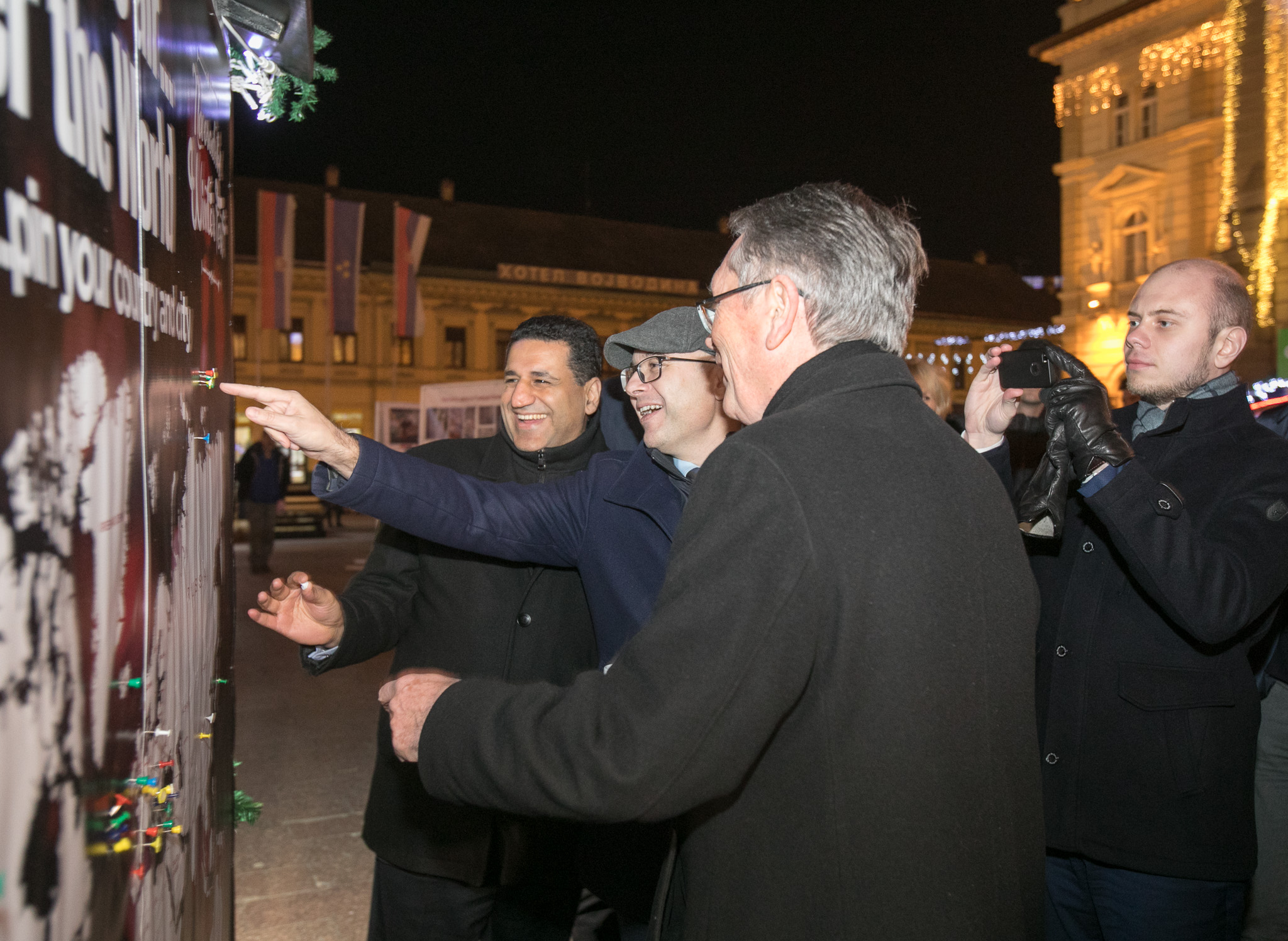 Danas na Trgu slobode hor "Šareni vokali" iz Sombora i bend Ser Žile 16 HADR8444 1