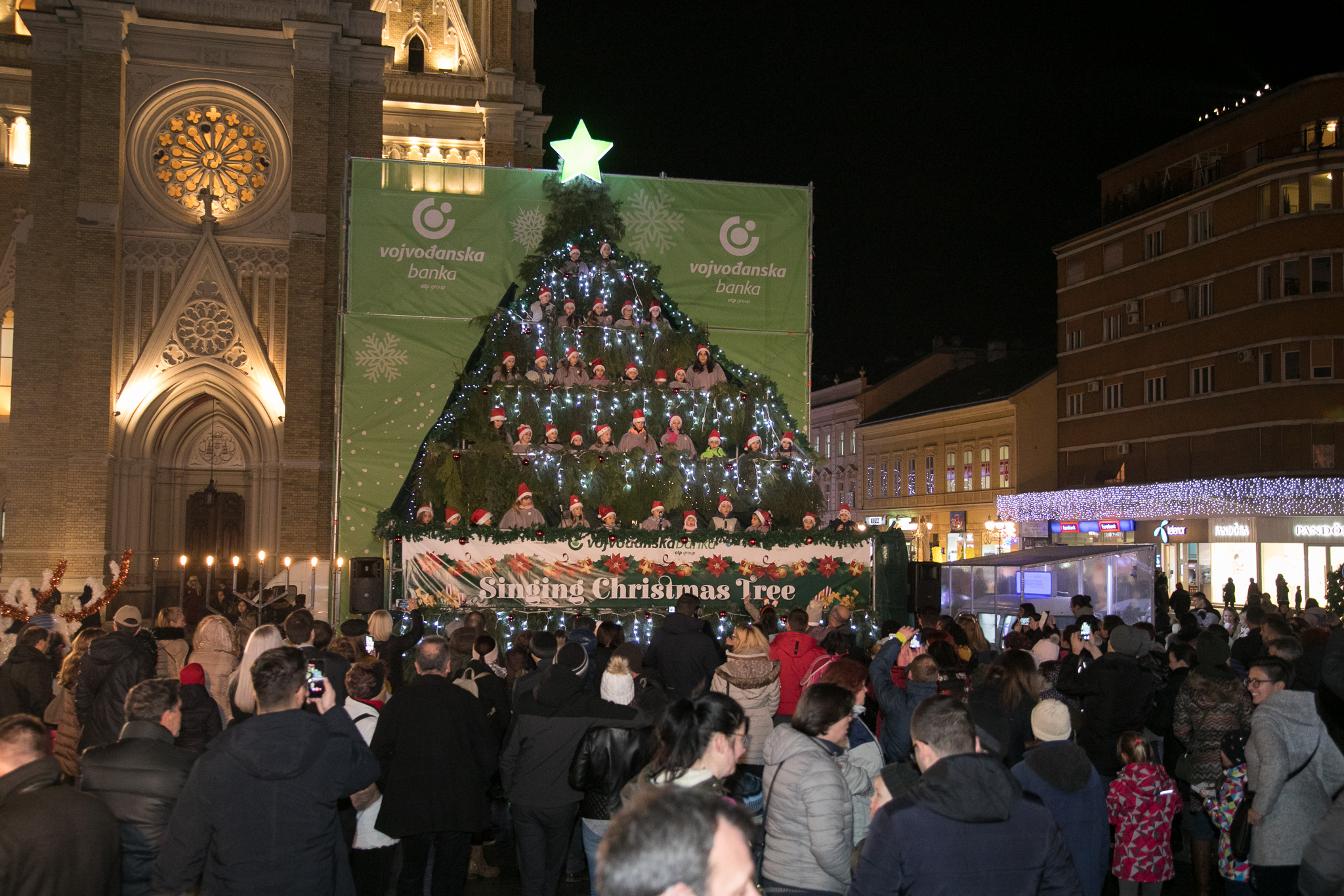 Gradonačelnica Sombora Dušanka Golubović slušala nastup svojih sugrađana na "Novosadskom Winter Festu" 2 HADR8870 1