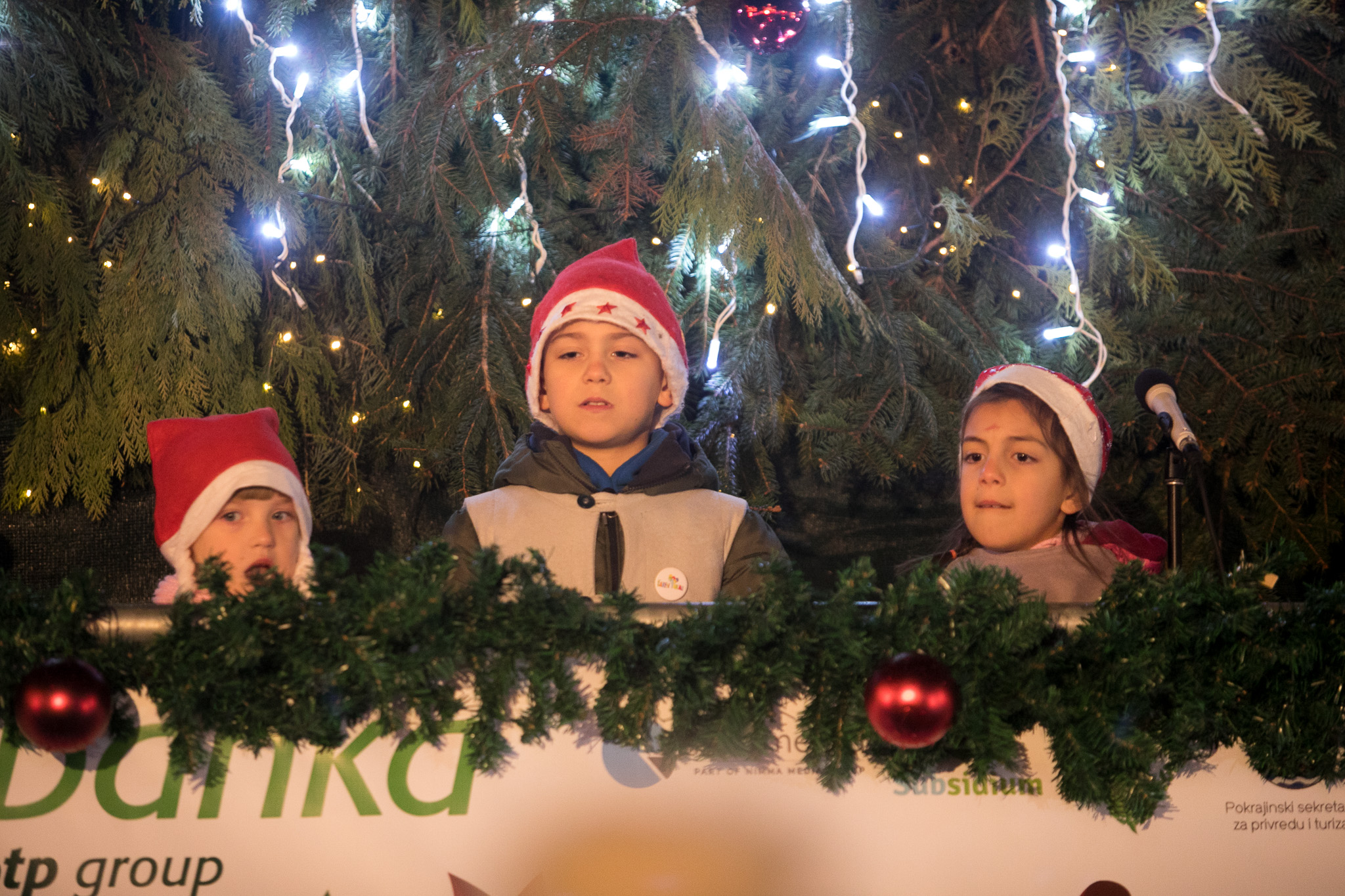 Gradonačelnica Sombora Dušanka Golubović slušala nastup svojih sugrađana na "Novosadskom Winter Festu" 7 HADR8911 1