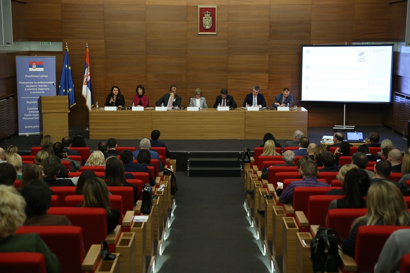 NOVE REGULATIVE I I NOVE BOJAZNI: Obeležen Dan zaštite podataka o ličnosti 1 05 Dan zastite podataka o licnosti