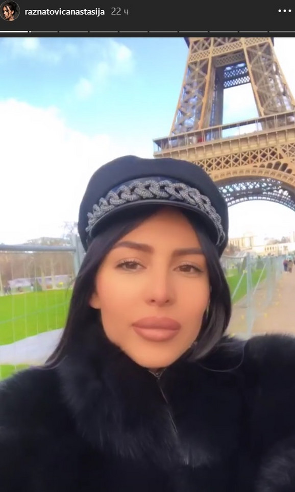 TRENDSETERKA: Anastasija Ražnatović uživa u Parizu (FOTO) 1 anastasija