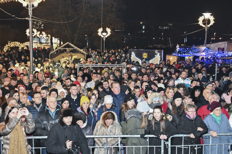 Hor OŠ "Milan Rakić" danas na "Božićnom seocetu kod Hrama" 15 nedelja 13 januar 42