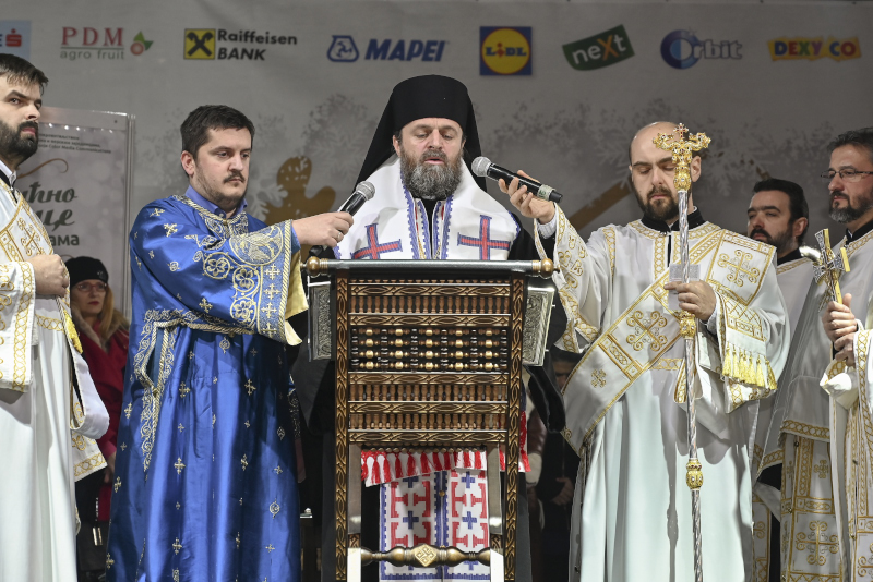 Hor OŠ "Milan Rakić" danas na "Božićnom seocetu kod Hrama" 17 nedelja 13 januar 56