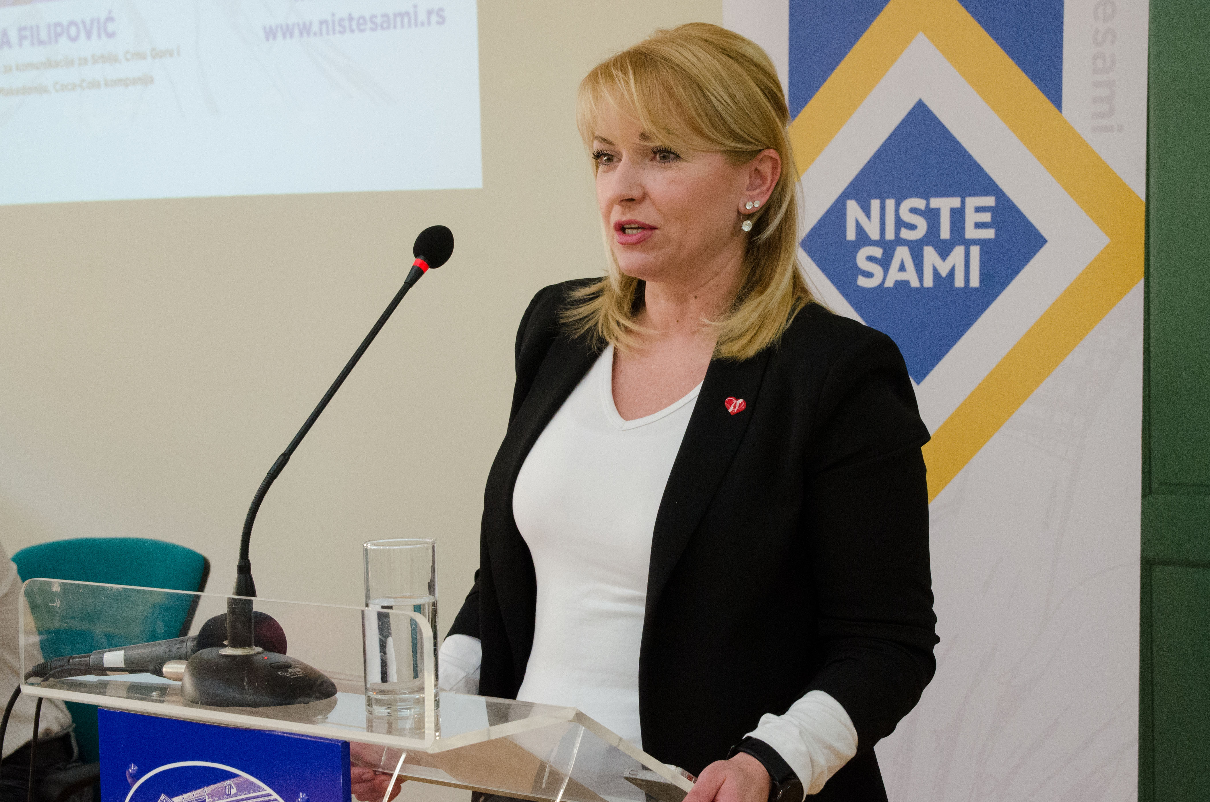 Tribina "Niste sami" održana u Sremskim Karlovcima 6 DSC 1122