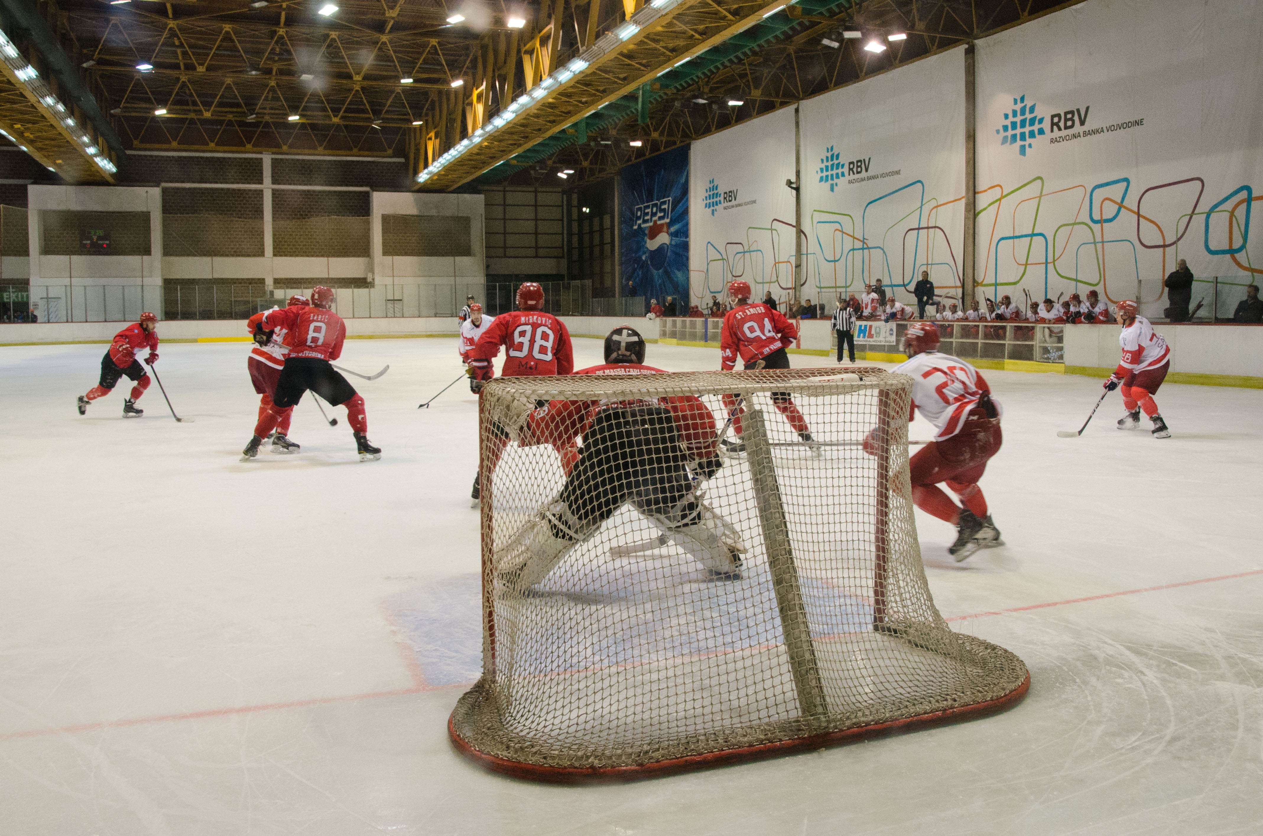 Prepuna Ledena dvorana Spensa bodrila hokejaše Vojvodine 29 DSC 8870